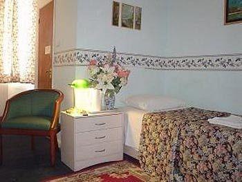 Regency Court Pensiune