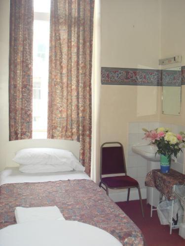 Pensiune Regency Court 2*